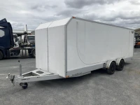 Enclosed trailer