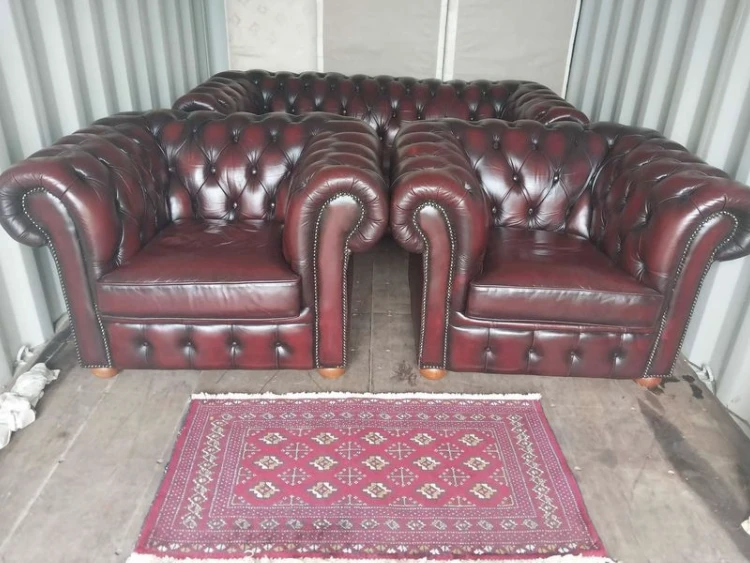 Chesterfield lounge suite - couch and 2 armchairs couch - 1900x850x720...