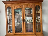 Wall China cabinet