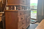 Draws and 2x bedside cabinets