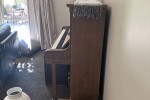 Upright piano