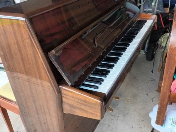 Welmar piano