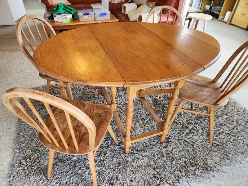 Dining Table and 4 Chairs, English Oak.