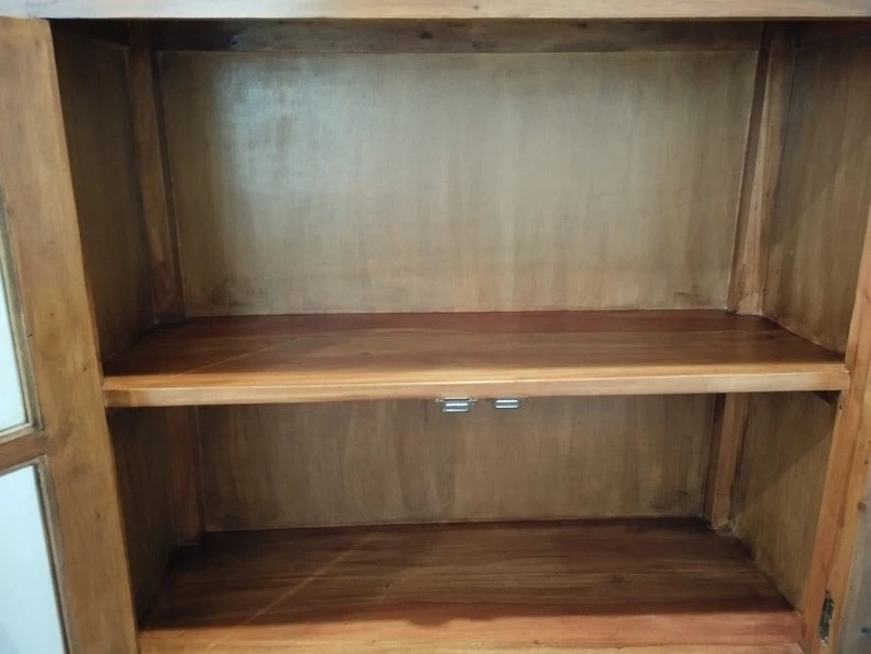 Wooden cabinet/cupboard