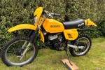 Motorcycle Suzuki PE175