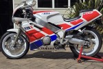 Motorcycle yamaha fzr400