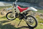Motorcycle Suzuki Ts200r