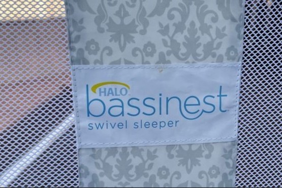 Halo Bassinest Swivel sleeper