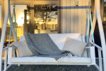 Outdoor swing chair
