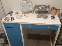 Single bed (2), Shelf, Desk (2), Drawers (2), Small dining table, Chai...