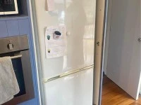 Refridgerator
