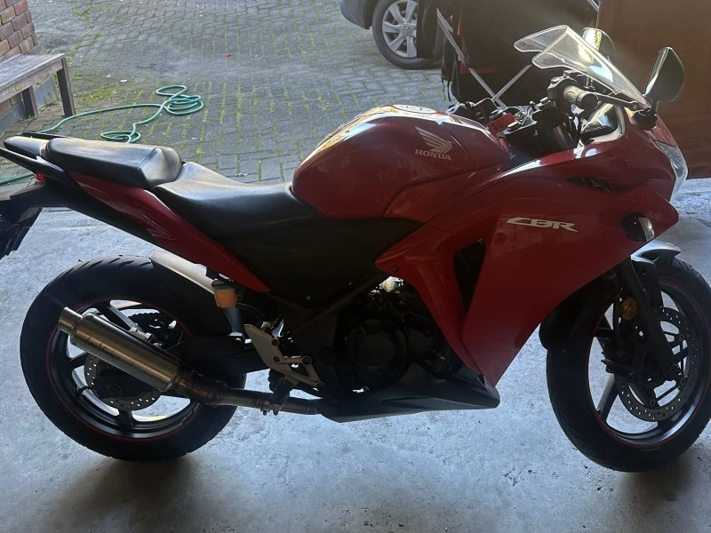 Motorcycle Honda Cbr250r