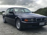 BMW 740i