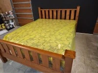 Queen bedroom set