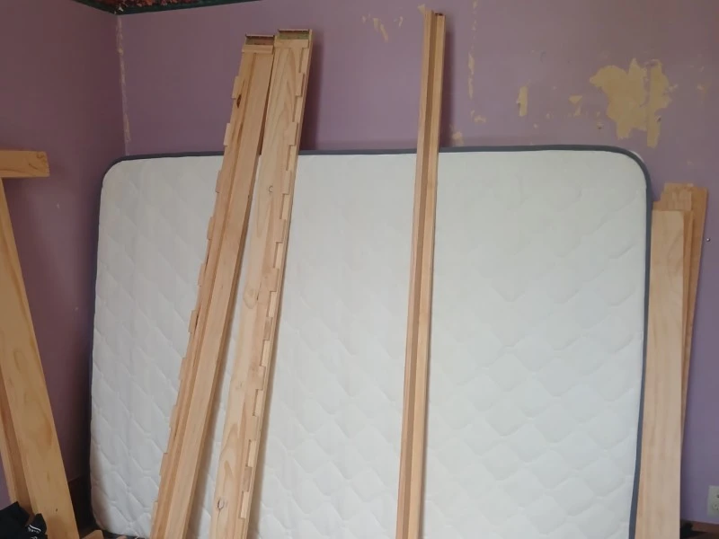 Queen mattress, Queen bed frame, Box