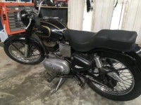 Motorcycle Royal Enfield Bullet 500