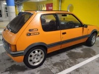 Peugeot 205