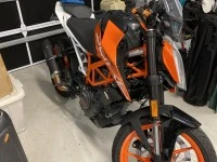 Motorcycle KTM Duke 390