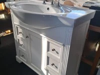 Vanity 900mm with basin & taps