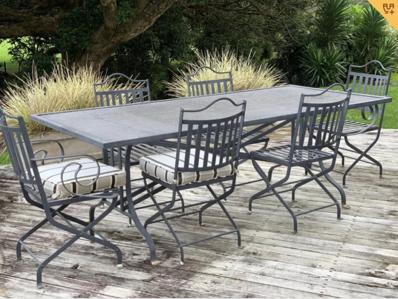 Outdoor table and chairs, 6x chairs