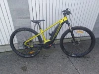 Avanti Montari E Bike - size Small