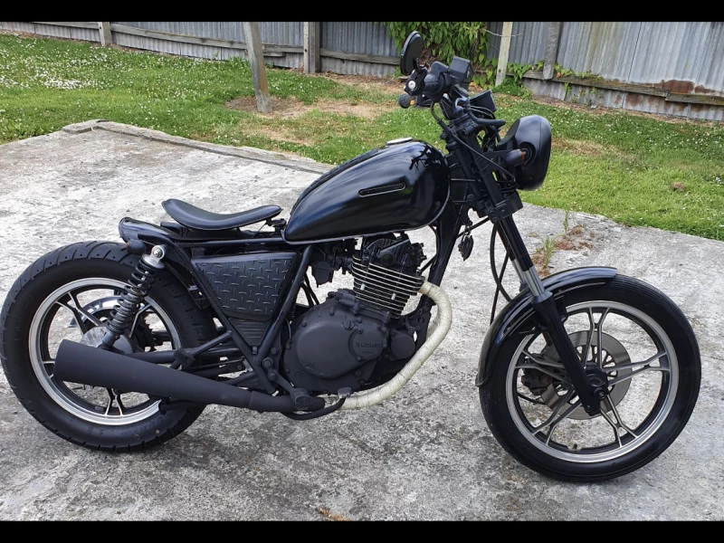 Motorcycle Suzuki Gx250