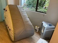 Hyperbaric oxygen chamber