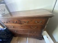 Dresser (3), 2 piece dresser (2), Table