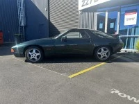 Porsche 928