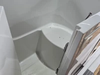 Bathtub