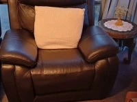 A king bed, a queen bed, a ks bed, 3 leather couches, 2 book shelf, a ...