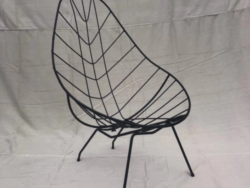 Couch, Wire chair