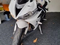 Motorcycle Triumph 675