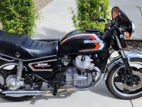 Motorcycle Honda GL400