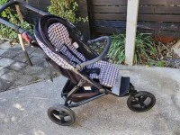 Mountain Buggy Swift with all extras