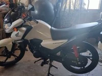 Motorcycle Yamaha CB125F