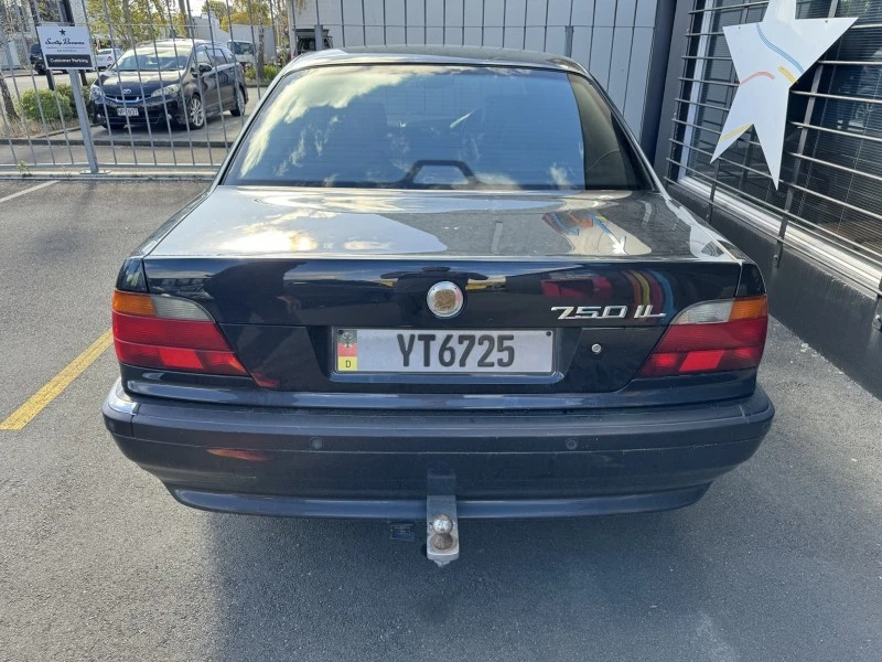 BMW 750il