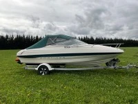 Bayliner  Powerboat