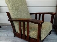 1 x writing desk, lounge chair, park bench
