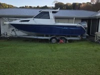 Motor boat 6.45 alloy hardtop