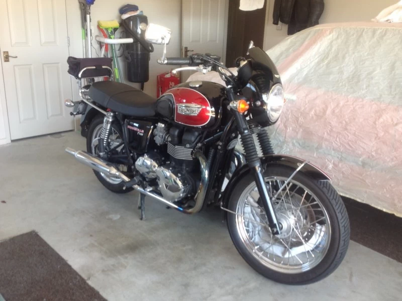 Motorcycle Triumph 2014 and Yamaha 1973 Bonneville and tx650