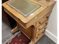 Small desk