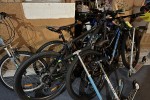 Bed mattress and dismantled base, Mountain bike, Medium boxes (3), Pla...