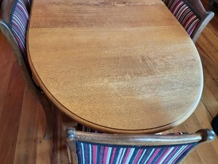 Oak dining table - 185cms