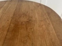 Beautiful Antique/Vintage Round Wooden Table