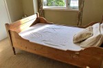 King single bed breaks down and foam mattress
