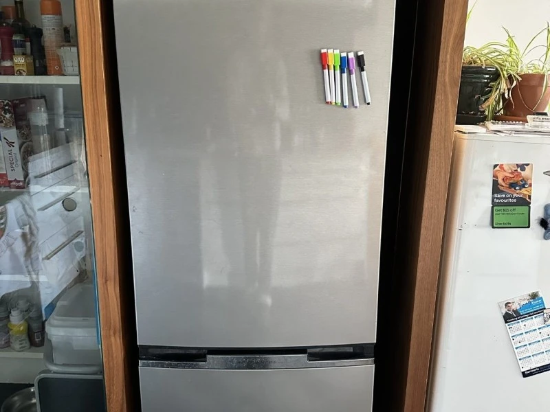 Electrolux bottom mount fridge EBB3700MG