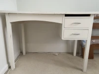 Queen bed, Small desk, Desk chair