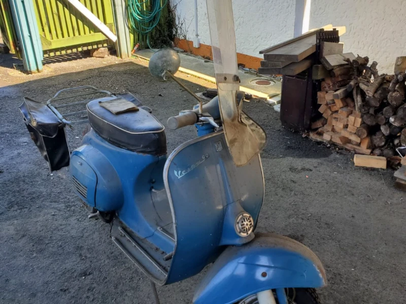 Motorcycle Vespa 1966 S90