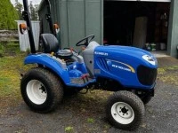 New Holland Boomer 25 Tractor